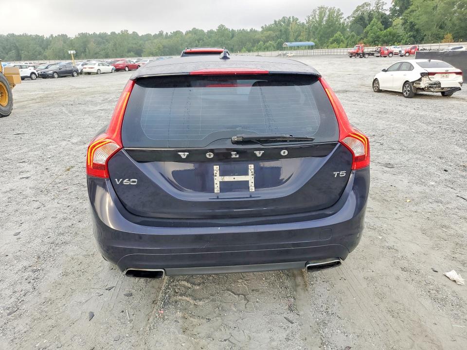 2017 Volvo V60 მანქანა იყიდება აუქციონზე, vin: YV140MEJ3H1345422, აუქციონის ნომერი: 63840476