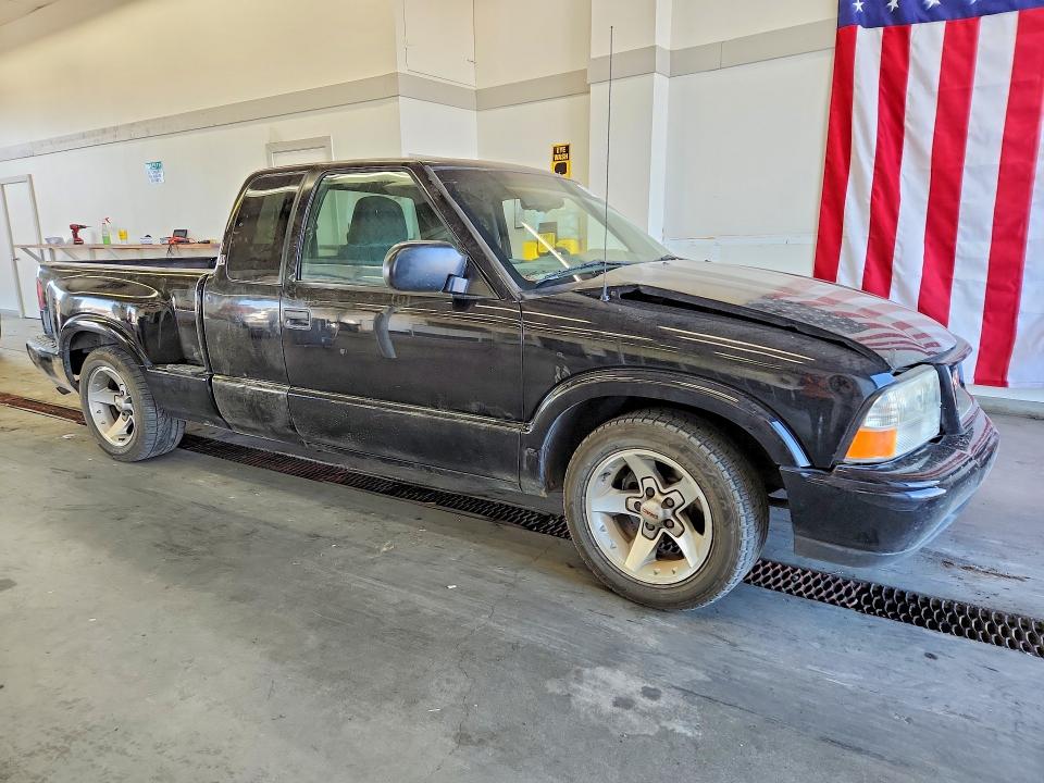 2001 Gmc Sonoma მანქანა იყიდება აუქციონზე, vin: 1GTCS195018151497, აუქციონის ნომერი: 67020216