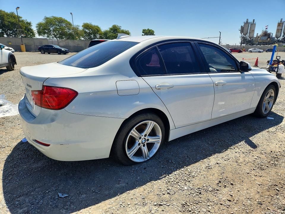 2012 Bmw 328 მანქანა იყიდება აუქციონზე, vin: WBA3A5C56CF343747, აუქციონის ნომერი: 65719306