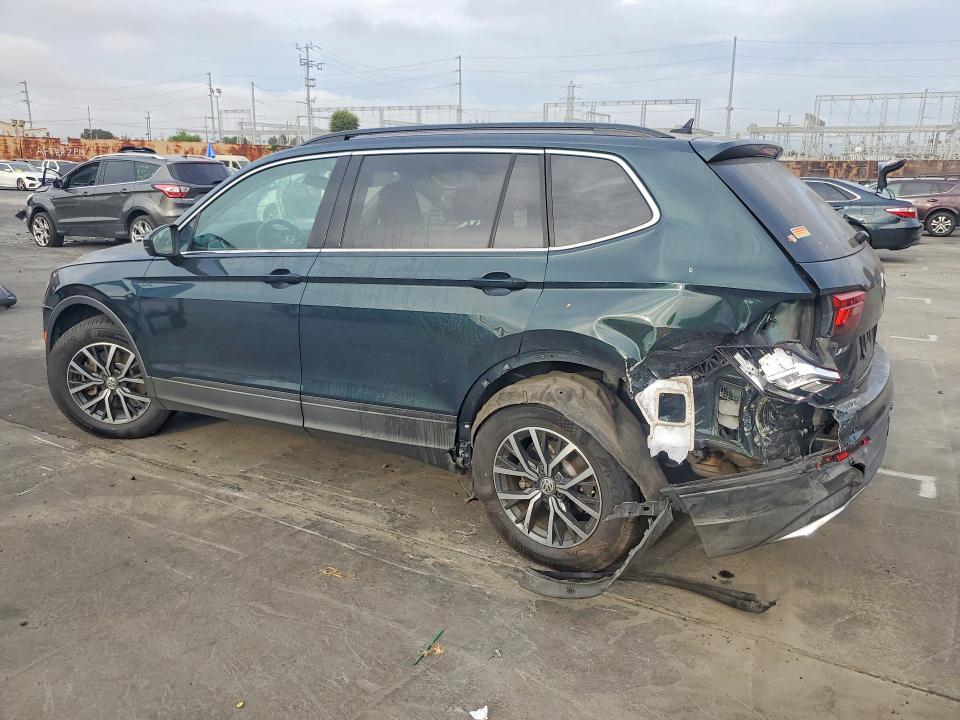 Продажа на аукционе авто 2019 Volkswagen Tiguan, vin: 3VV3B7AX7KM098828, номер лота: 65948246