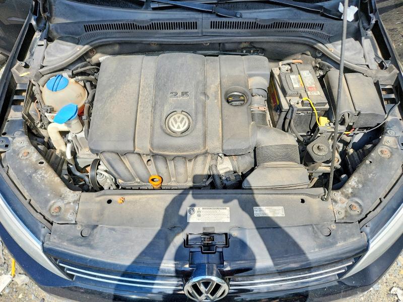 66308776 :رقم المزاد ، 3VWBP7AJ0DM288588 vin ، 2013 Volkswagen Jetta مزاد بيع