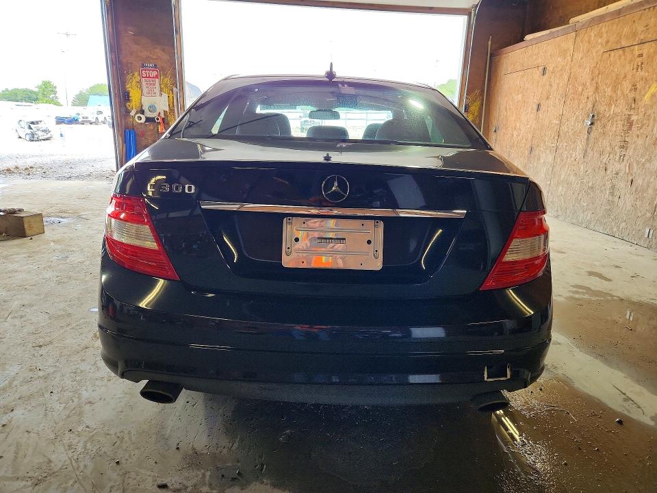 2011 Mercedes-benz C მანქანა იყიდება აუქციონზე, vin: WDDGF5EB8BR171250, აუქციონის ნომერი: 66257716