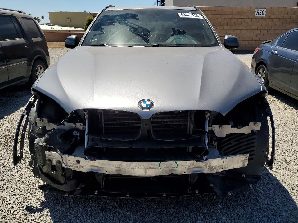 63039156 :رقم المزاد ، 5UXKS4C51F0N09443 vin ، 2015 Bmw X5 مزاد بيع