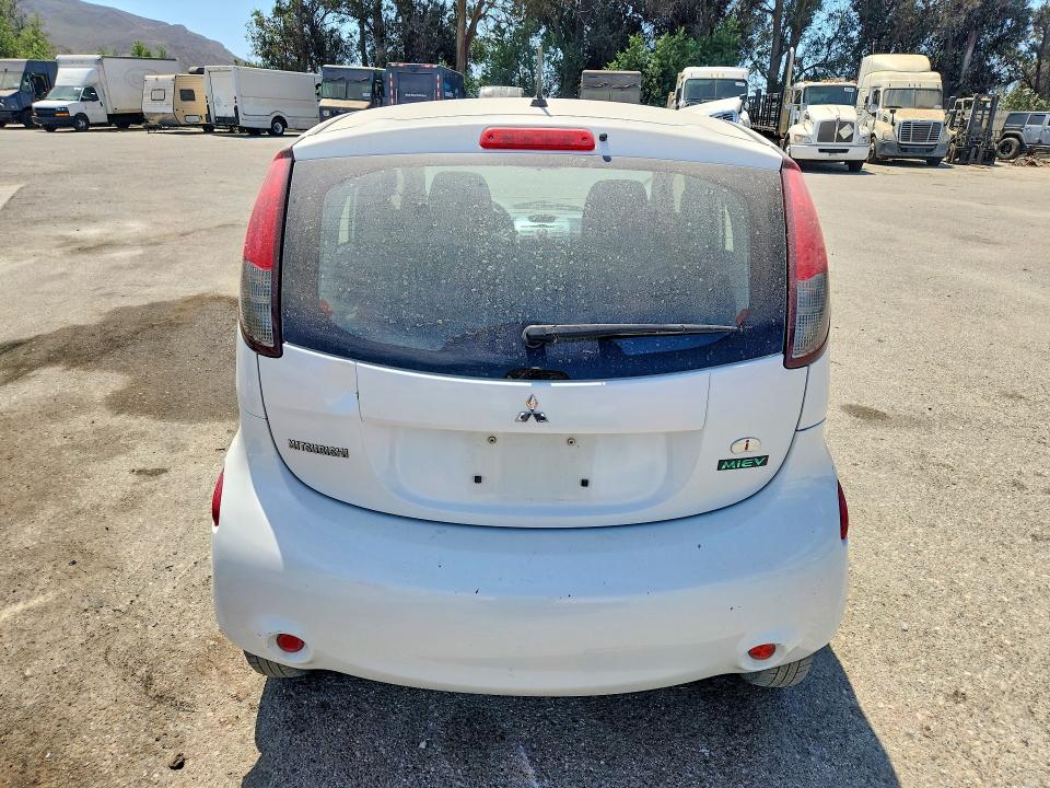 66475586 :رقم المزاد ، JA3215H14CU028752 vin ، 2012 Mitsubishi I Miev مزاد بيع