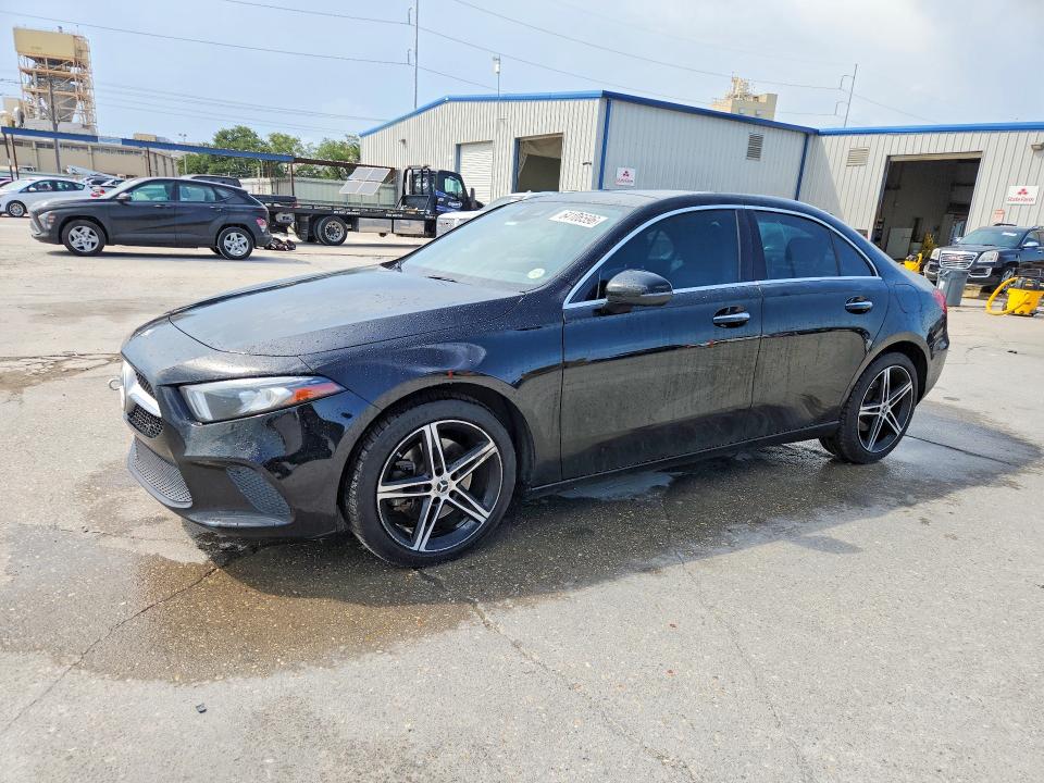 64106596 :رقم المزاد ، WDD3G4EB5KW018879 vin ، 2019 Mercedes-benz A مزاد بيع