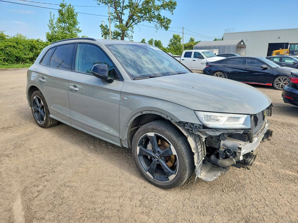 60742746 :رقم المزاد ، WA1ENAFYXK2027945 vin ، 2019 Audi Q5 مزاد بيع