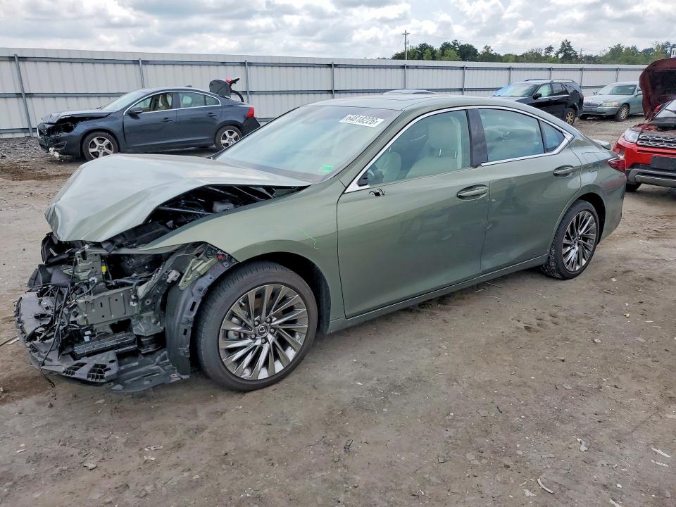 64818226 :رقم المزاد ، 58AFA1C17RU052009 vin ، 2024 Lexus Es 300h مزاد بيع
