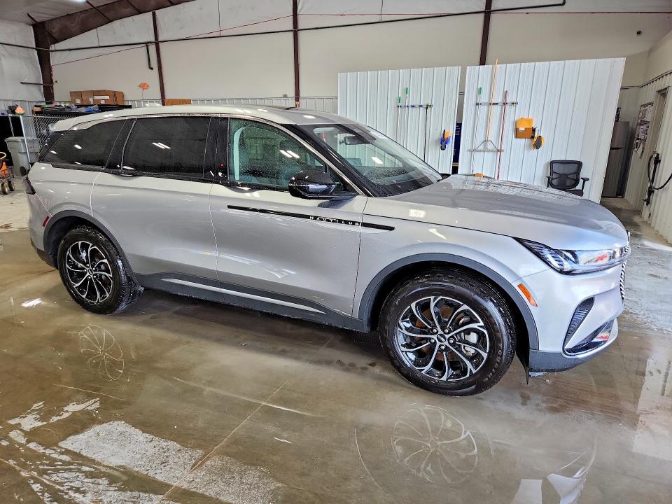 Продажа на аукционе авто 2025 Lincoln Nautilus, vin: 5LMPJ8JA6SJ964688, номер лота: 64342386