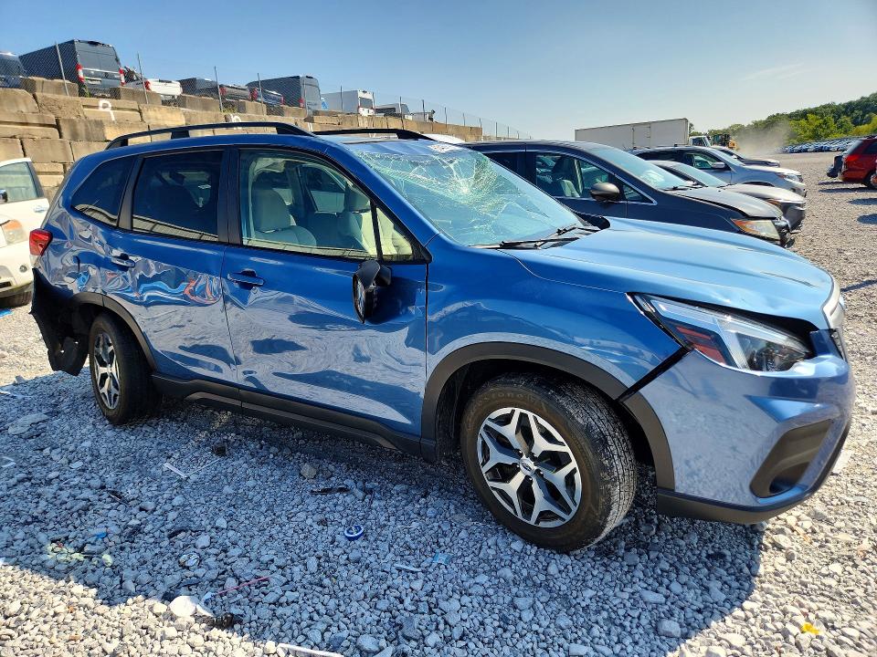 63439596 :رقم المزاد ، JF2SKAFC3MH457548 vin ، 2021 Subaru Forester مزاد بيع