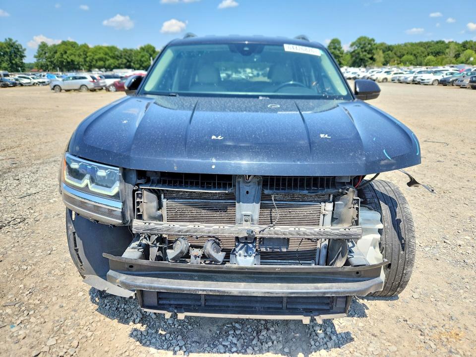 64426826 :رقم المزاد ، 1V2WR2CAXKC524174 vin ، 2019 Volkswagen Atlas مزاد بيع