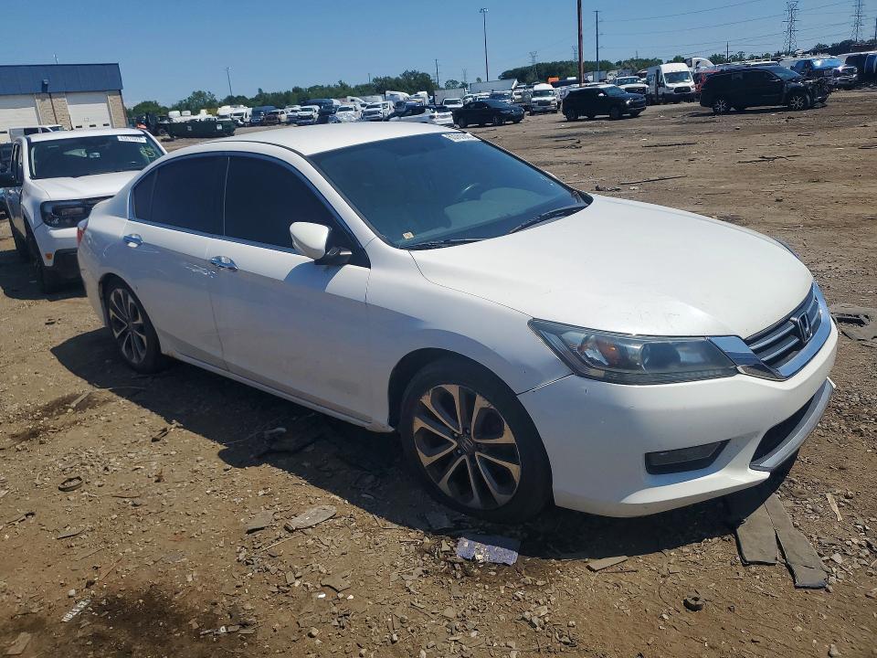 Продажа на аукционе авто 2015 Honda Accord, vin: 1HGCR2F51FA151175, номер лота: 63763846