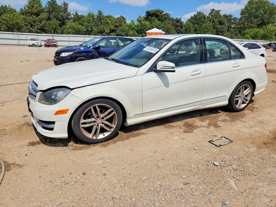 Продажа на аукционе авто 2012 Mercedes-benz C, vin: WDDGF8BB8CR194213, номер лота: 63388816
