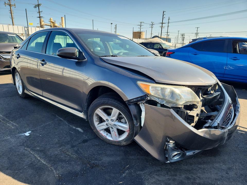 Продаж на аукціоні авто 2012 Toyota Camry, vin: 4T1BF1FK0CU201105, номер лоту: 64724036