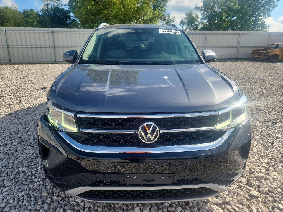 66505356 :رقم المزاد ، 3VVJX7B28NM025872 vin ، 2022 Volkswagen Taos مزاد بيع