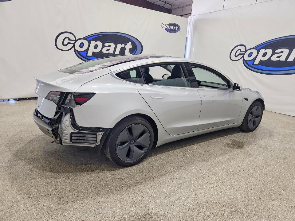 Продажа на аукционе авто 2018 Tesla Model 3, vin: 5YJ3E1EA7JF061290, номер лота: 66046716