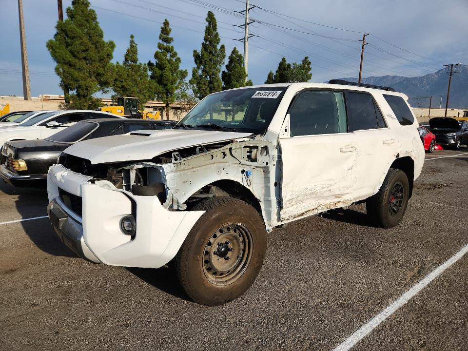 Aukcja sprzedaży 2022 Toyota 4runner, vin: JTERU5JR9N6002061, numer aukcji: 66612616