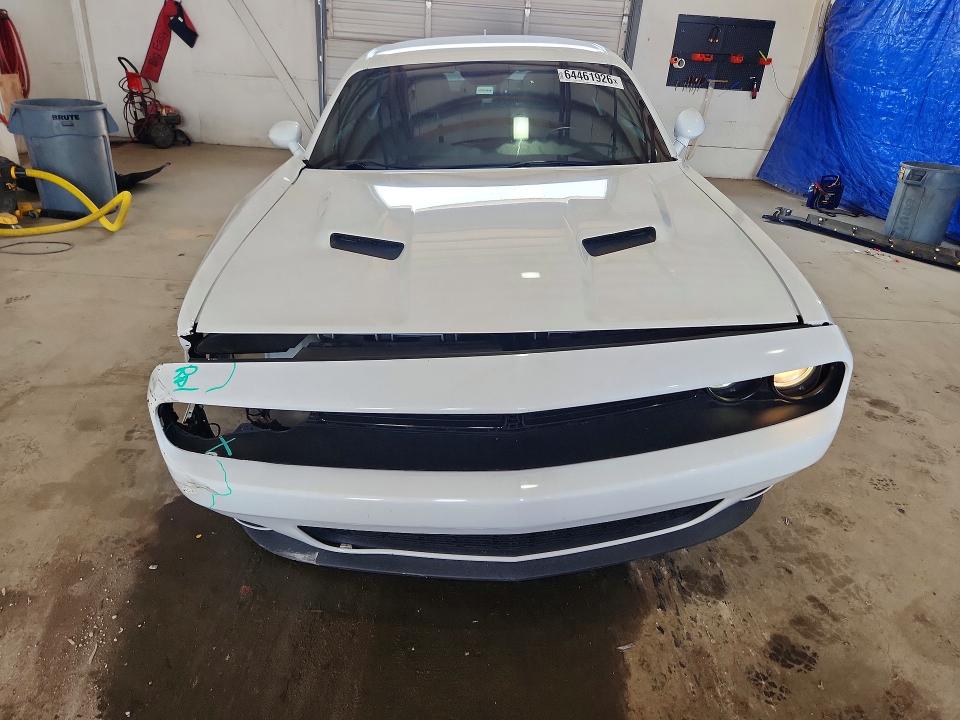 64461926 :رقم المزاد ، 2C3CDZAG9LH246860 vin ، 2020 Dodge Challenger مزاد بيع