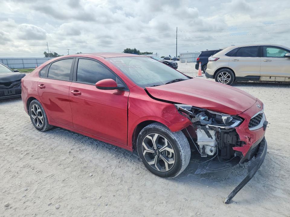 64085476 :رقم المزاد ، 3KPF24AD6ME387700 vin ، 2021 Kia Forte مزاد بيع