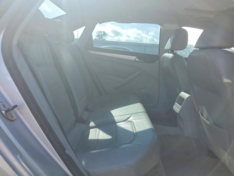 63737826 :رقم المزاد ، 1VWBH7A33CC106090 vin ، 2012 Volkswagen Passat مزاد بيع