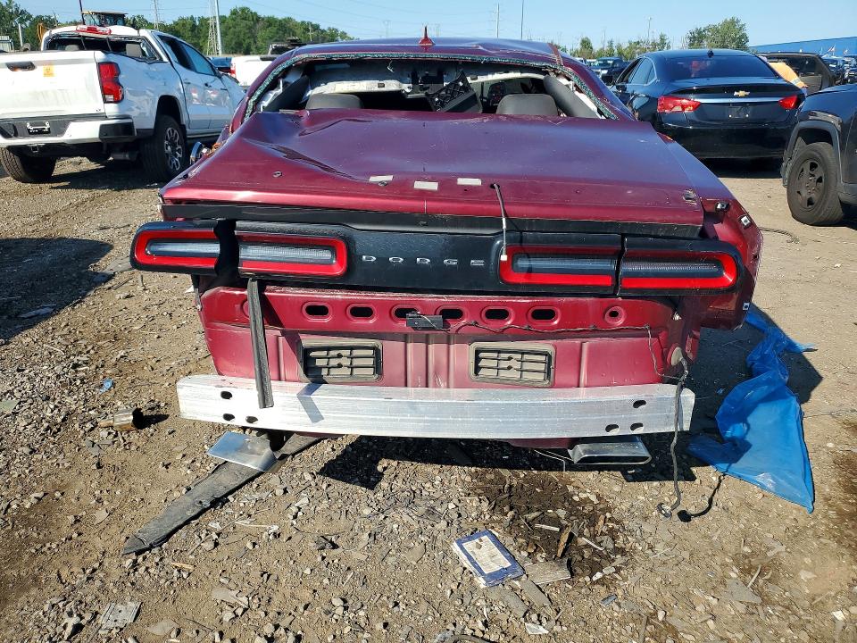 63388296 :رقم المزاد ، 2C3CDZBT7JH286914 vin ، 2018 Dodge Challenger مزاد بيع