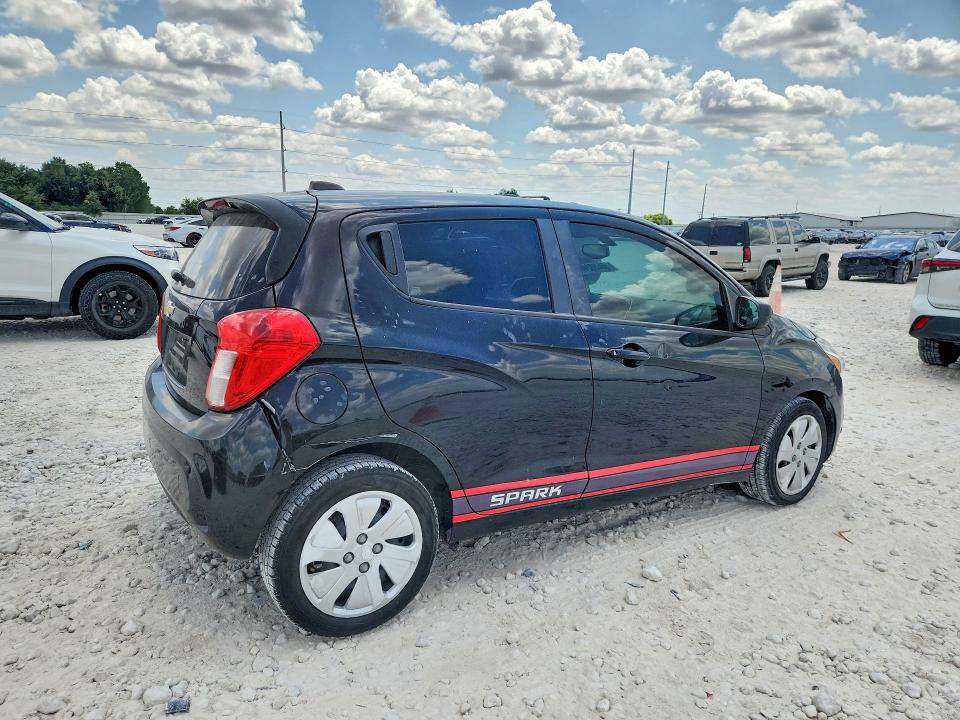 2017 Chevrolet Spark მანქანა იყიდება აუქციონზე, vin: KL8CB6SAXHC736639, აუქციონის ნომერი: 64453246