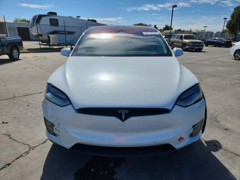 Продажа на аукционе авто 2016 Tesla Model X, vin: 5YJXCAE27GF026838, номер лота: 66140356