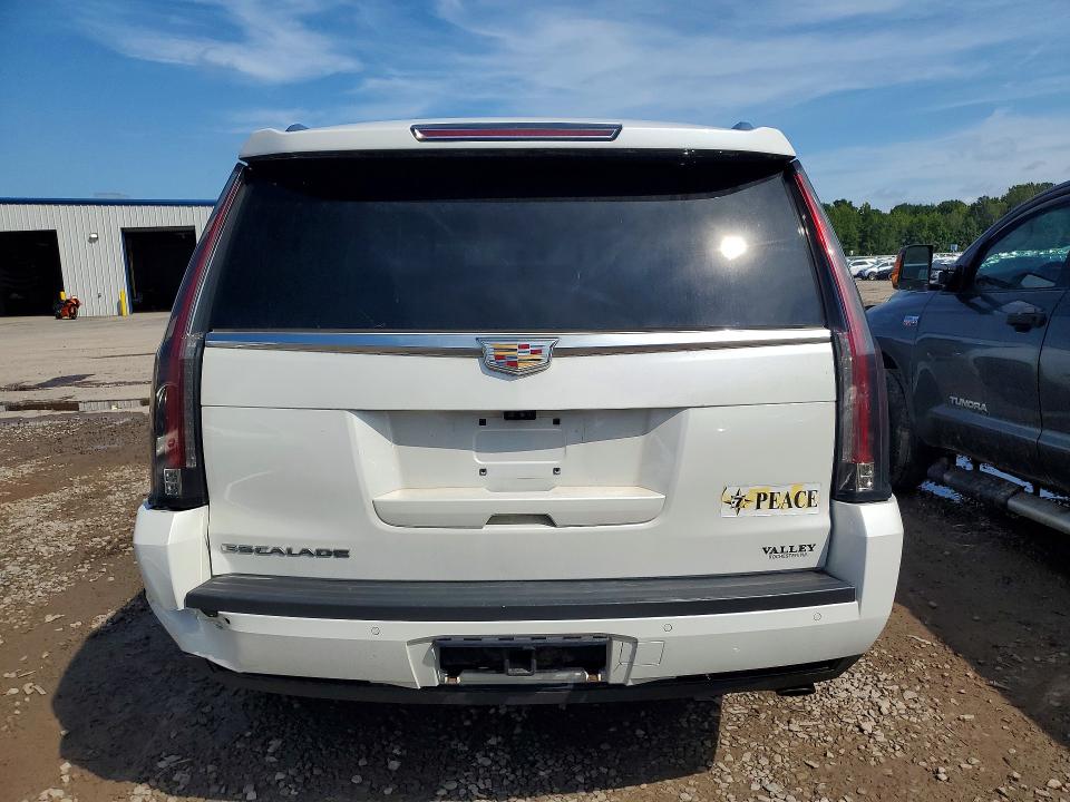 2018 Cadillac Escalade მანქანა იყიდება აუქციონზე, vin: 1GYS4DKJ9JR304039, აუქციონის ნომერი: 66504926