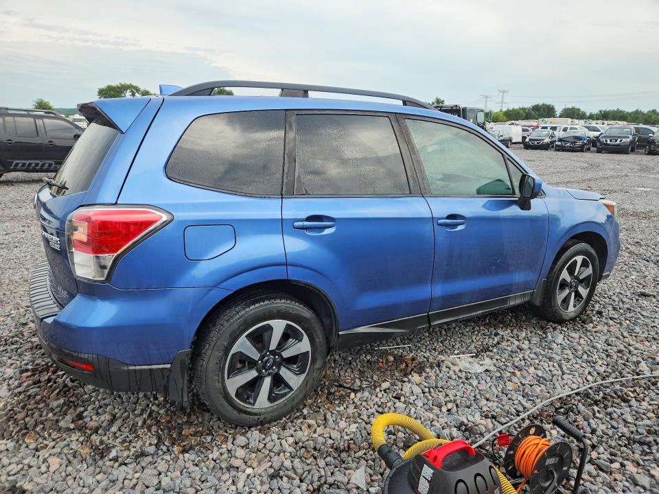 65130926 :رقم المزاد ، JF2SJAEC8HH495187 vin ، 2017 Subaru Forester مزاد بيع
