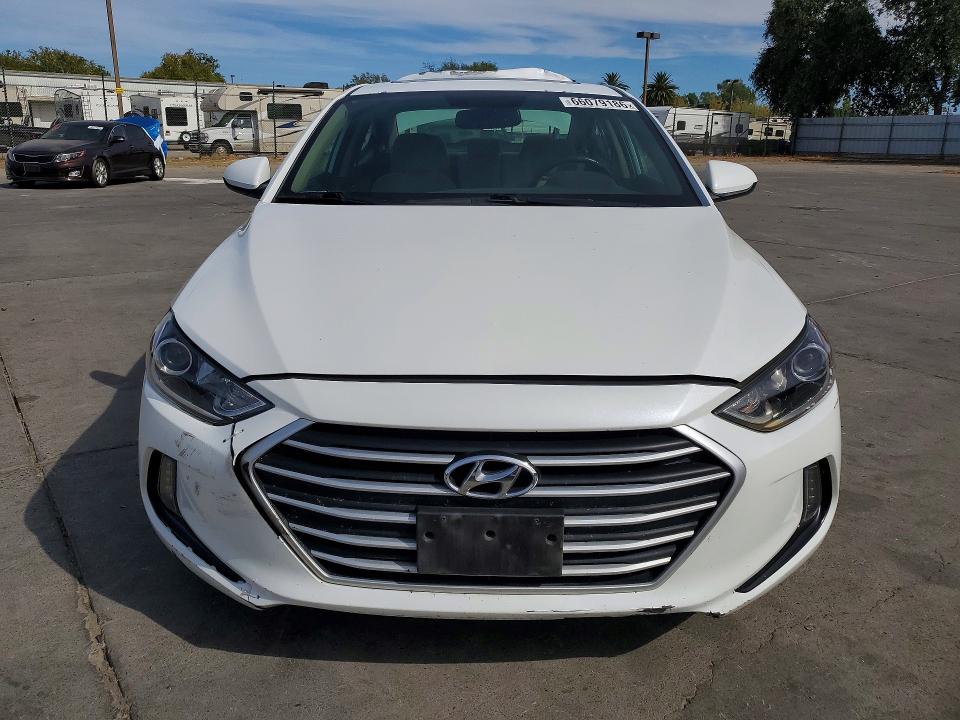 Продажа на аукционе авто 2018 Hyundai Elantra, vin: 5NPD84LF2JH267226, номер лота: 66079186
