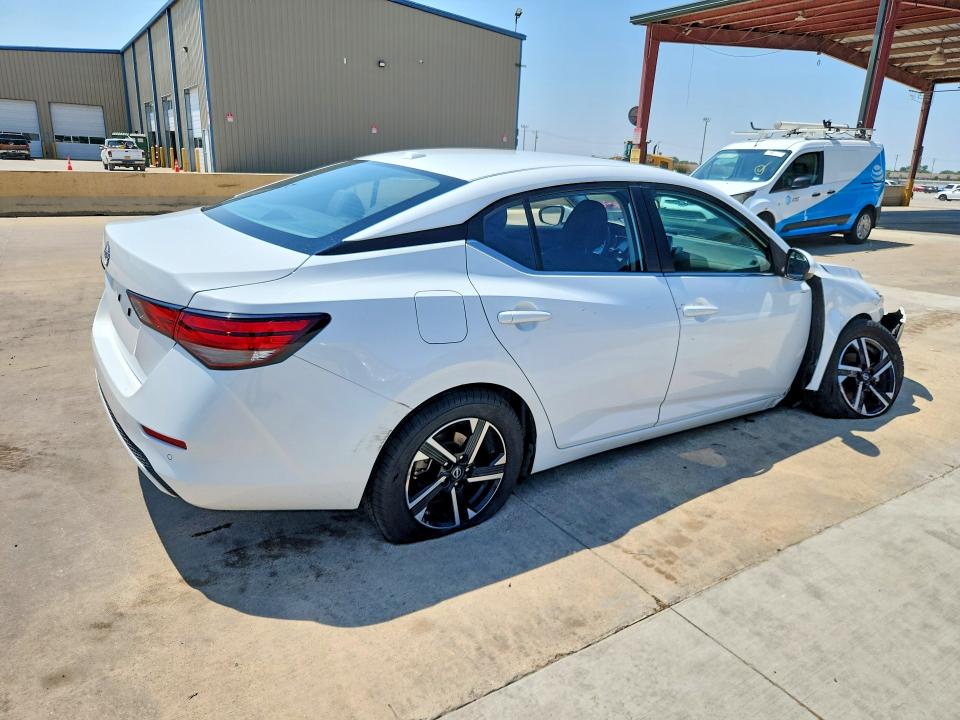 2025 Nissan Sentra მანქანა იყიდება აუქციონზე, vin: 3N1AB8CV6SY231677, აუქციონის ნომერი: 63419756