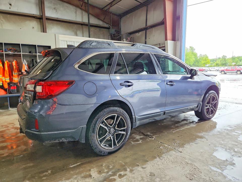 62465386 :رقم المزاد ، 4S4BSENC4H3301511 vin ، 2017 Subaru Outback مزاد بيع