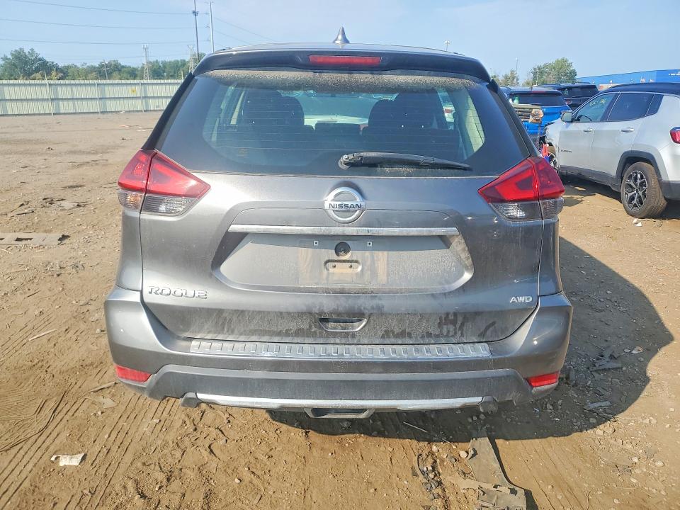 2018 Nissan Rogue მანქანა იყიდება აუქციონზე, vin: 5N1AT2MV3JC771545, აუქციონის ნომერი: 65411696