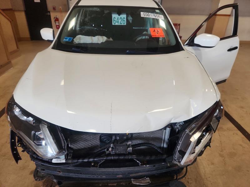 Продажа на аукционе авто 2018 Nissan Rogue, vin: 5N1AT2MVXJC792201, номер лота: 65017656