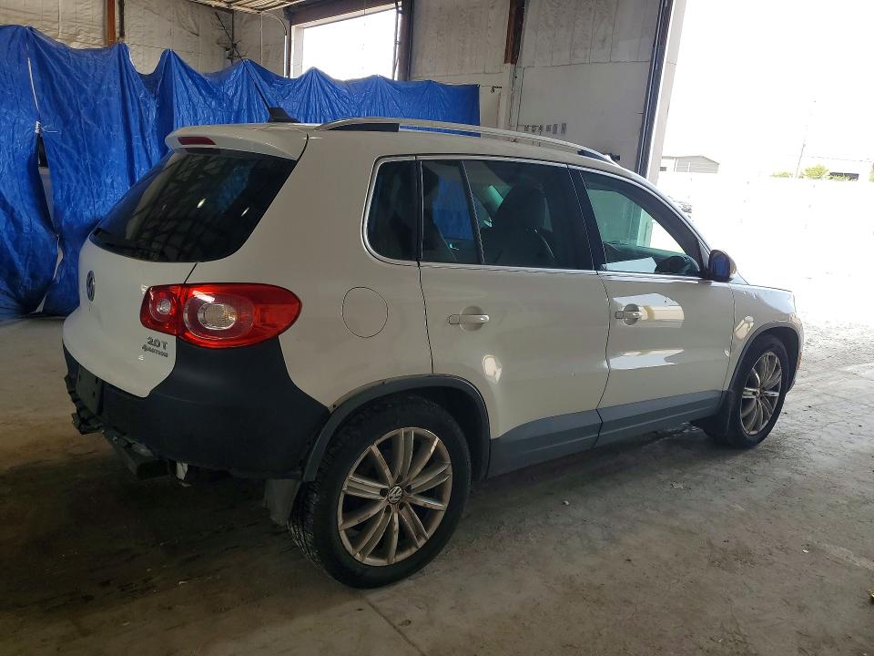 2011 Volkswagen Tiguan მანქანა იყიდება აუქციონზე, vin: WVGBV7AX4BW503895, აუქციონის ნომერი: 64400856