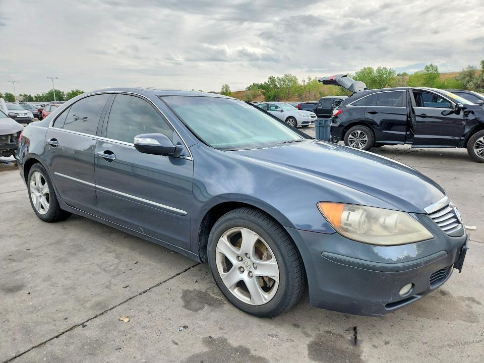65120246 :رقم المزاد ، JH4KB16545C012409 vin ، 2005 Acura Rl مزاد بيع