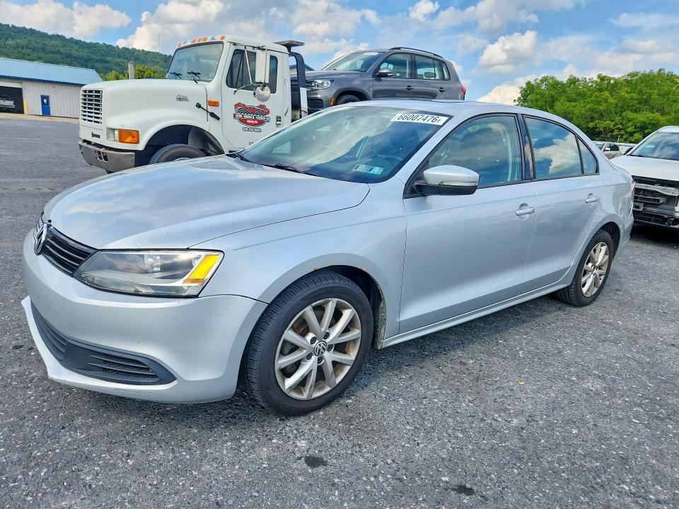 66007476 :رقم المزاد ، 3VWDP7AJ8CM323157 vin ، 2012 Volkswagen Jetta مزاد بيع