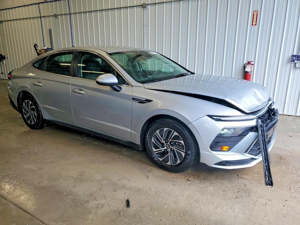 Продаж на аукціоні авто 2026 Hyundai Sonata Hybrid, vin: KMHL24JJ5TA141663, номер лоту: 64268306