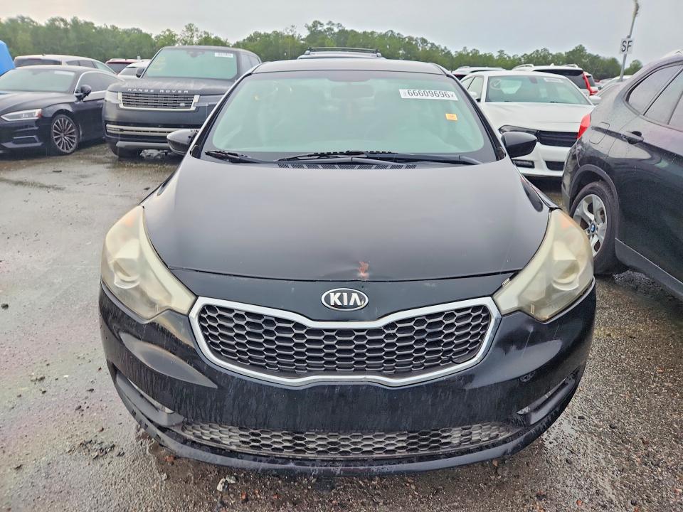 66609696 :رقم المزاد ، KNAFK4A67F5378114 vin ، 2015 Kia Forte مزاد بيع