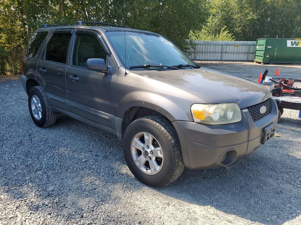 2006 Ford Escape მანქანა იყიდება აუქციონზე, vin: 1FMYU03176KA03109, აუქციონის ნომერი: 64964736