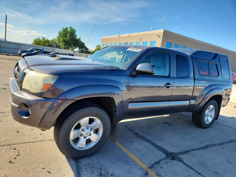 2011 Toyota Tacoma მანქანა იყიდება აუქციონზე, vin: 5TFUU4EN7BX005613, აუქციონის ნომერი: 65060266