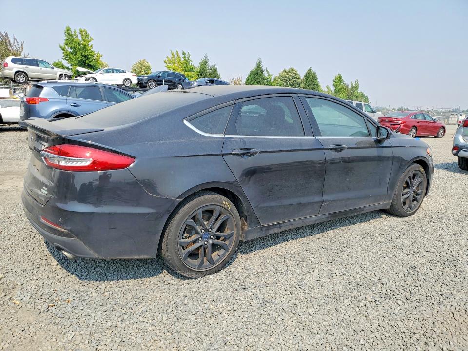 Продажа на аукционе авто 2020 Ford Fusion, vin: 3FA6P0HD1LR113978, номер лота: 63345896