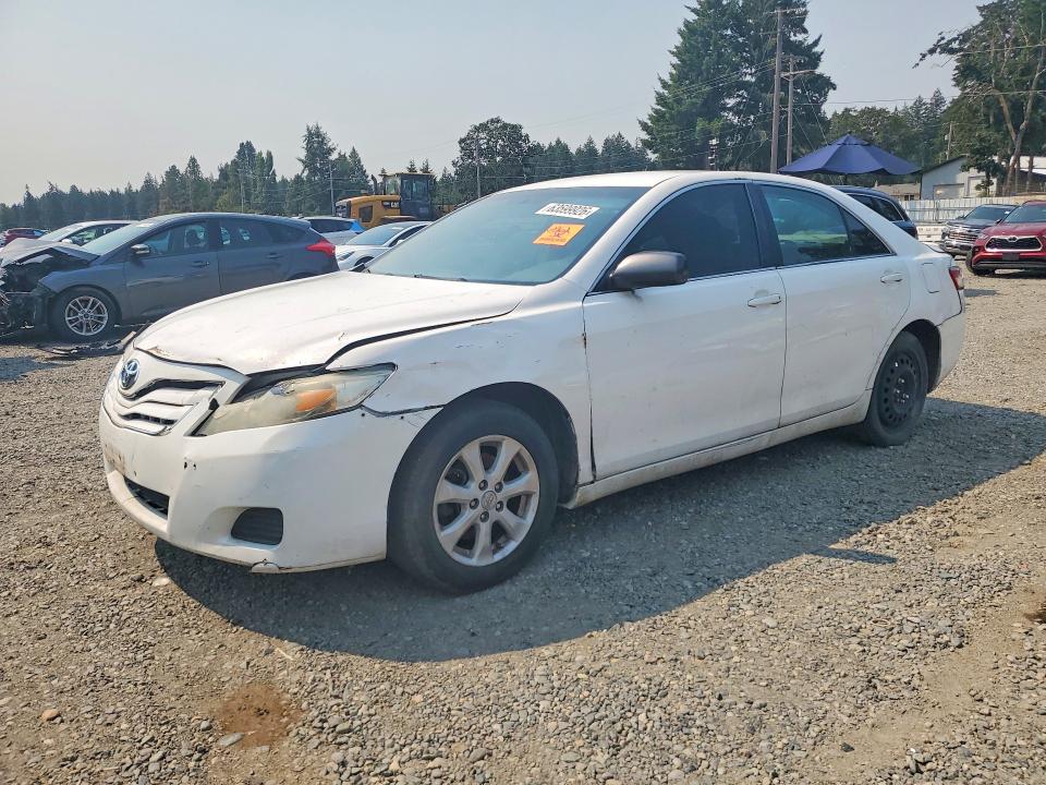 2010 Toyota Camry მანქანა იყიდება აუქციონზე, vin: 4T4BF3EK8AR086253, აუქციონის ნომერი: 63599926