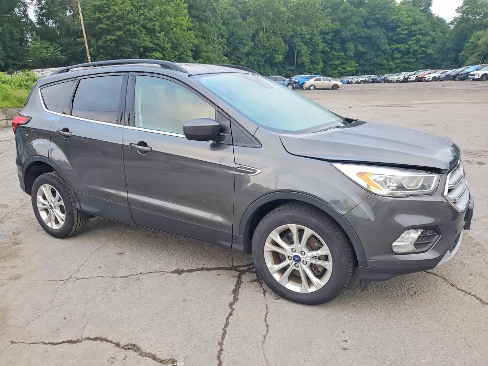 2019 Ford Escape მანქანა იყიდება აუქციონზე, vin: 1FMCU9HDXKUA84560, აუქციონის ნომერი: 64246526