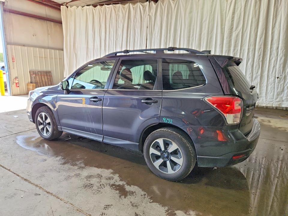 Продажа на аукционе авто 2018 Subaru Forester, vin: JF2SJAJC5JH523569, номер лота: 66597906