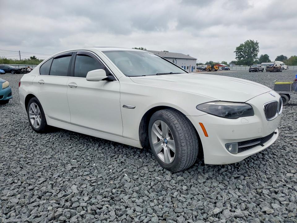 65195726 :رقم المزاد ، WBAXH5C55DDW16557 vin ، 2013 Bmw 528 مزاد بيع