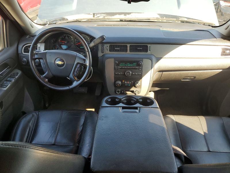 2010 Chevrolet Suburban მანქანა იყიდება აუქციონზე, vin: 1GNUKHE31AR212312, აუქციონის ნომერი: 63375016