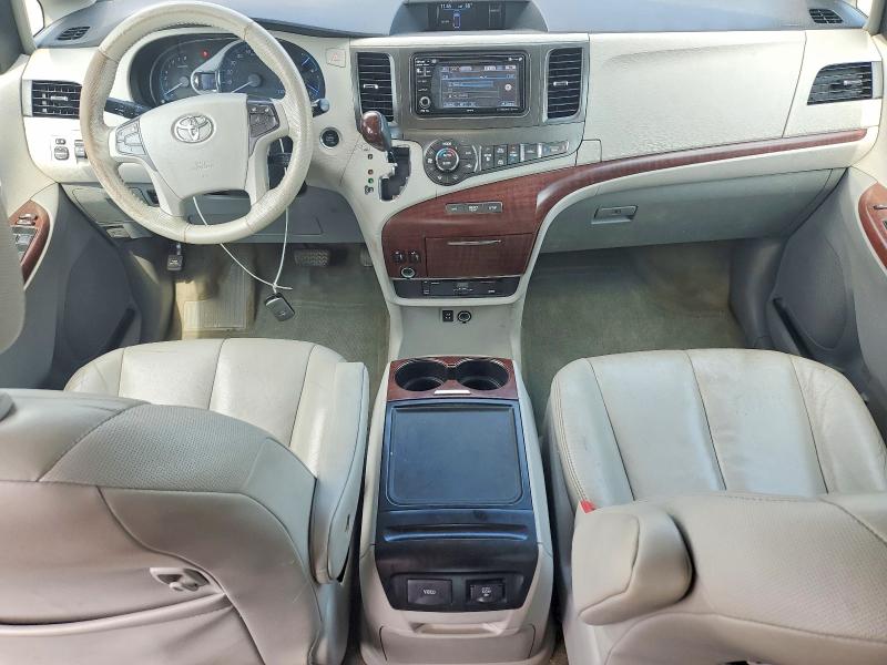 64425876 :رقم المزاد ، 5TDYK3DC7ES510093 vin ، 2014 Toyota Sienna مزاد بيع