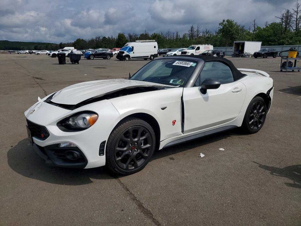 Продажа на аукционе авто 2020 Fiat 124 Spider, vin: JC1NFAEK8L0145258, номер лота: 64983866