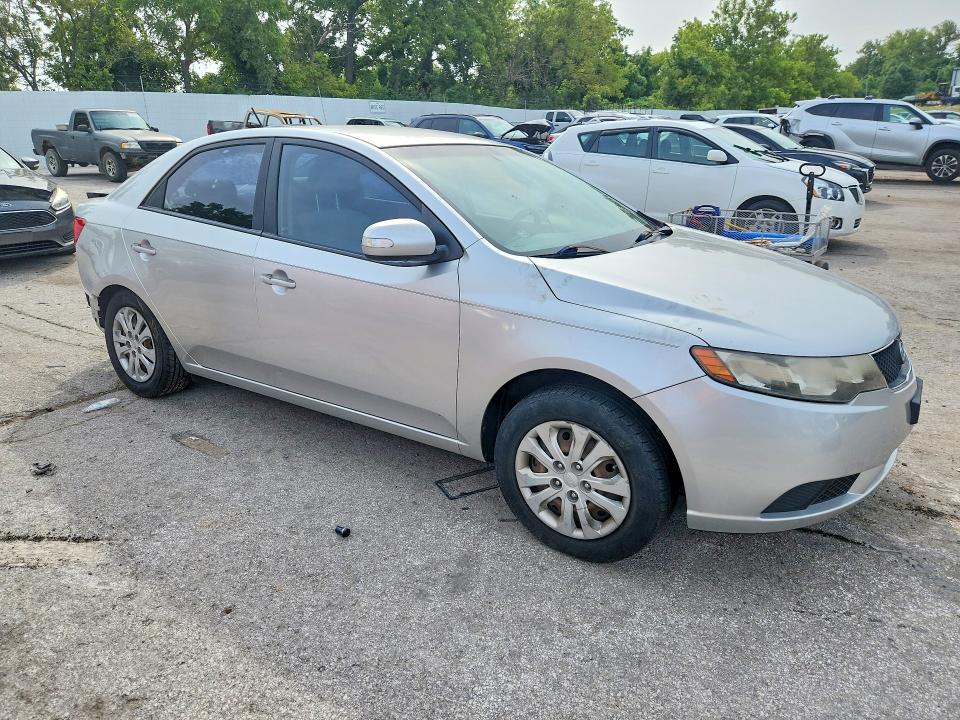 2010 Kia Forte მანქანა იყიდება აუქციონზე, vin: KNAFU4A27A5062132, აუქციონის ნომერი: 68912566