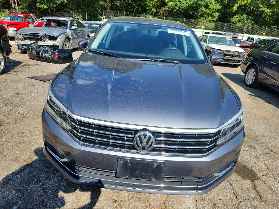 Продажа на аукционе авто 2017 Volkswagen Passat, vin: 1VWBT7A37HC031156, номер лота: 65200916